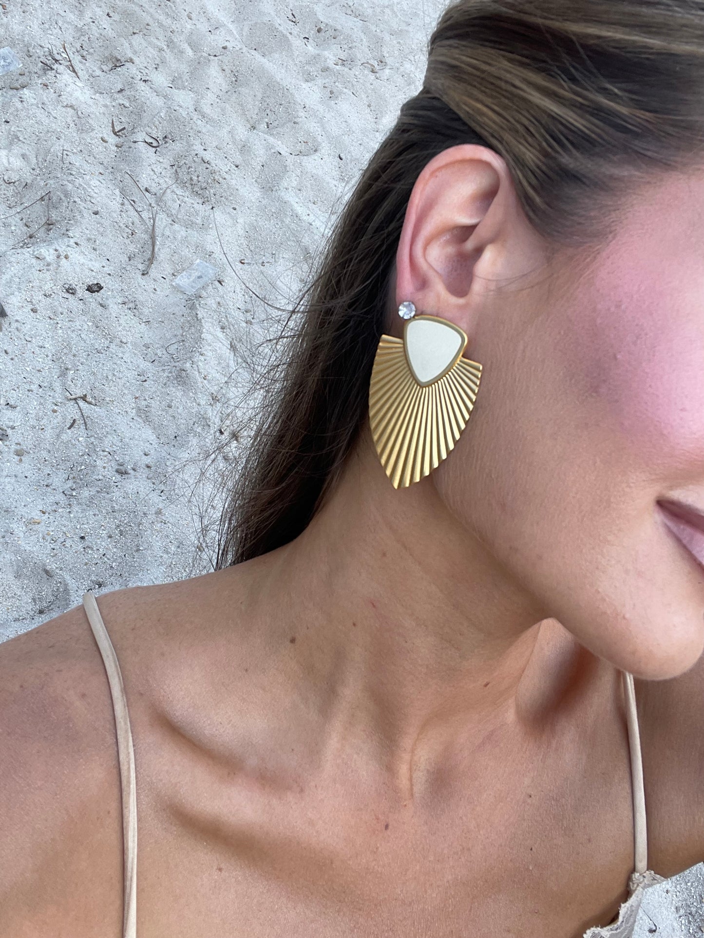 Emilie Oversized earrings